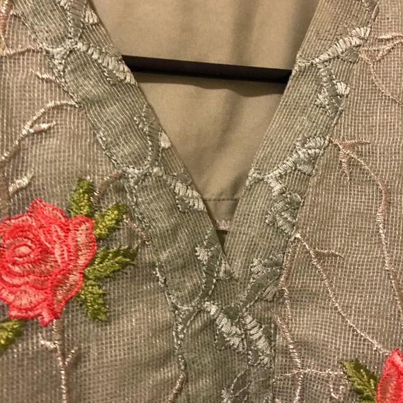 Dresses & Skirts - Pakistani kurti green